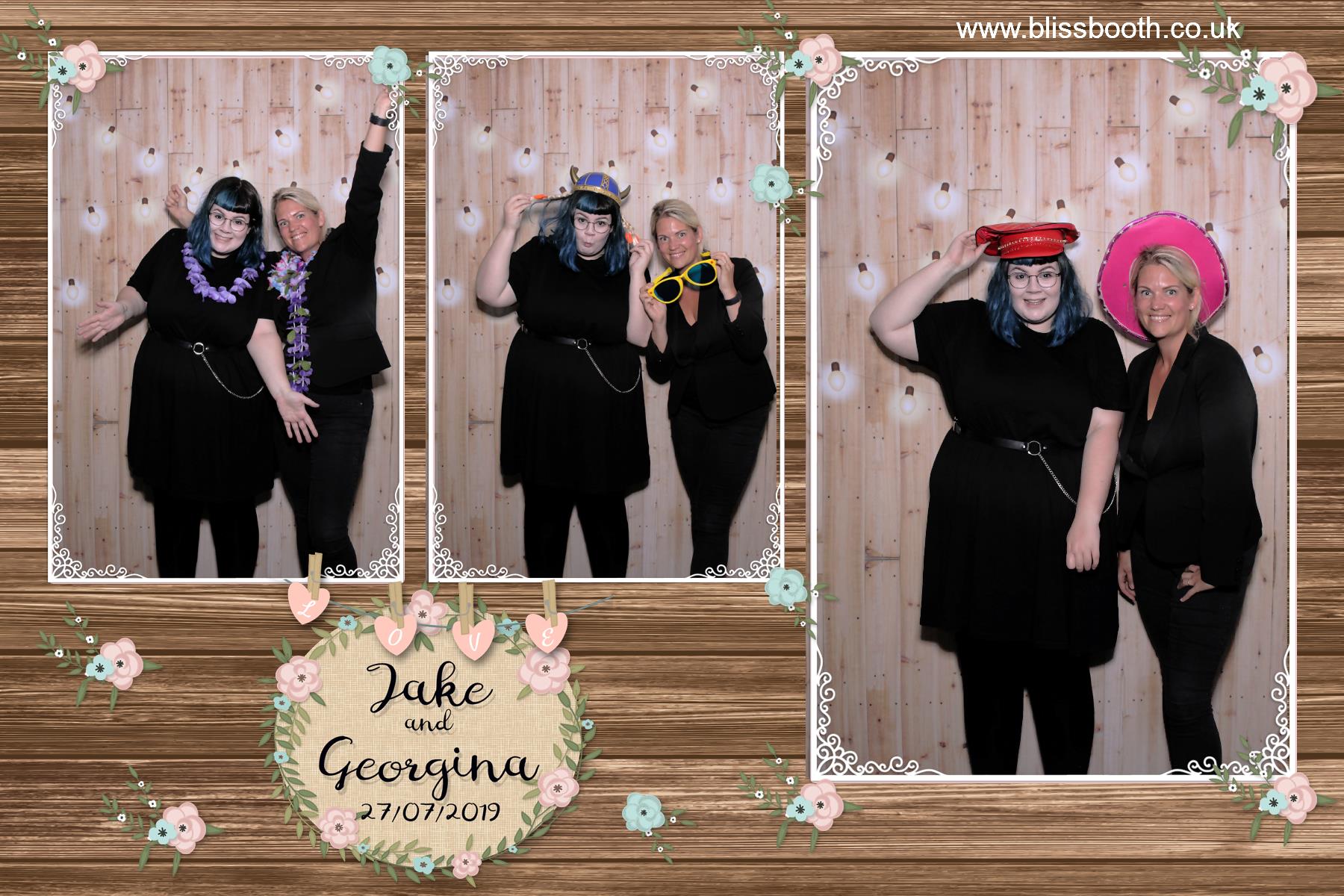 Jake and Georgina | View more photos from the event at gallery.blissbooth.co.uk/u/BlissBooth/Jake-and-Georgina
